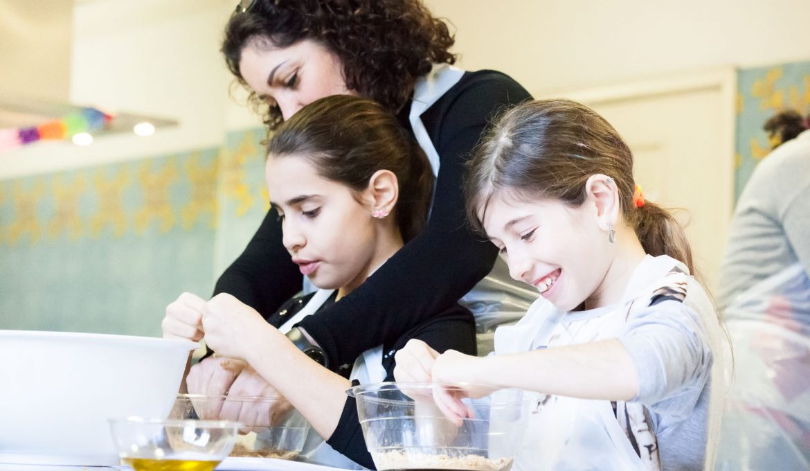 “La pentola di Aladino”: corsi di cucina per genitori e figli e…tanto altro!